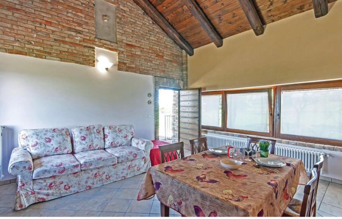 Gasthaus Ca 'D Gnese Castagnole delle Lanze Exterior foto