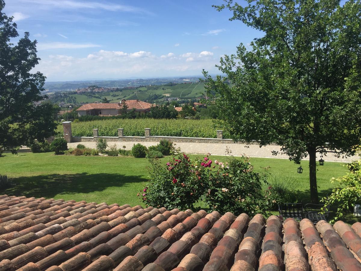 Gasthaus Ca 'D Gnese Castagnole delle Lanze Exterior foto